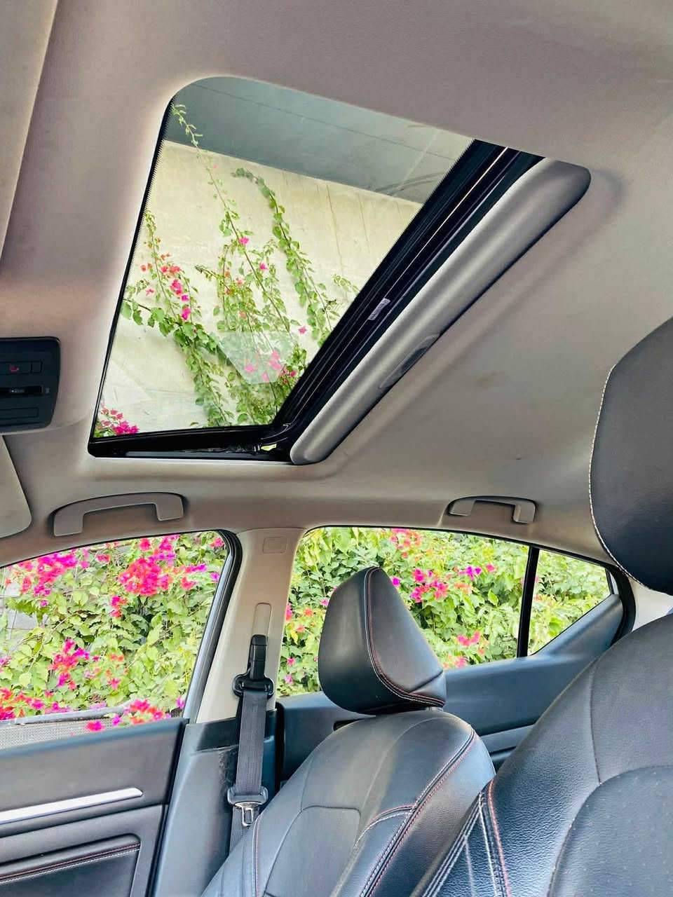 السلام عليكم التيما للبيع
موديل 2023
السيارة فول مواصفات 1/1 sr +plus 
لون /سموك المميز
سيارة بدون دبل اكسل بدون توربو
رقم سليمانية جديد2030سنويه رسمي
ماشي/62
كلير محرك بشرط
ضررها جملغ و بنيد+بيا كلير
ارباك ستيرن بردة طاك فقط سيستم ببلادي
رقم موبايل /***********
