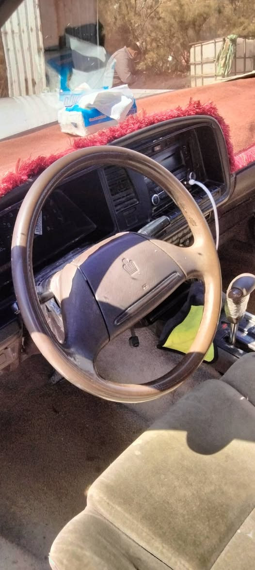 السلام عليكم هارتوب موديل 91 رقم بصره سنويه لغايه 27 محرك 2500 المكان القرنه السعر 35وبيها مجال//***********
