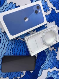 آيفون ١٣ • ١٢٨ • قفل مكاني