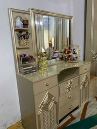 غرفه تركي • ١١ قطعة • نضافة ٩٠٪؜