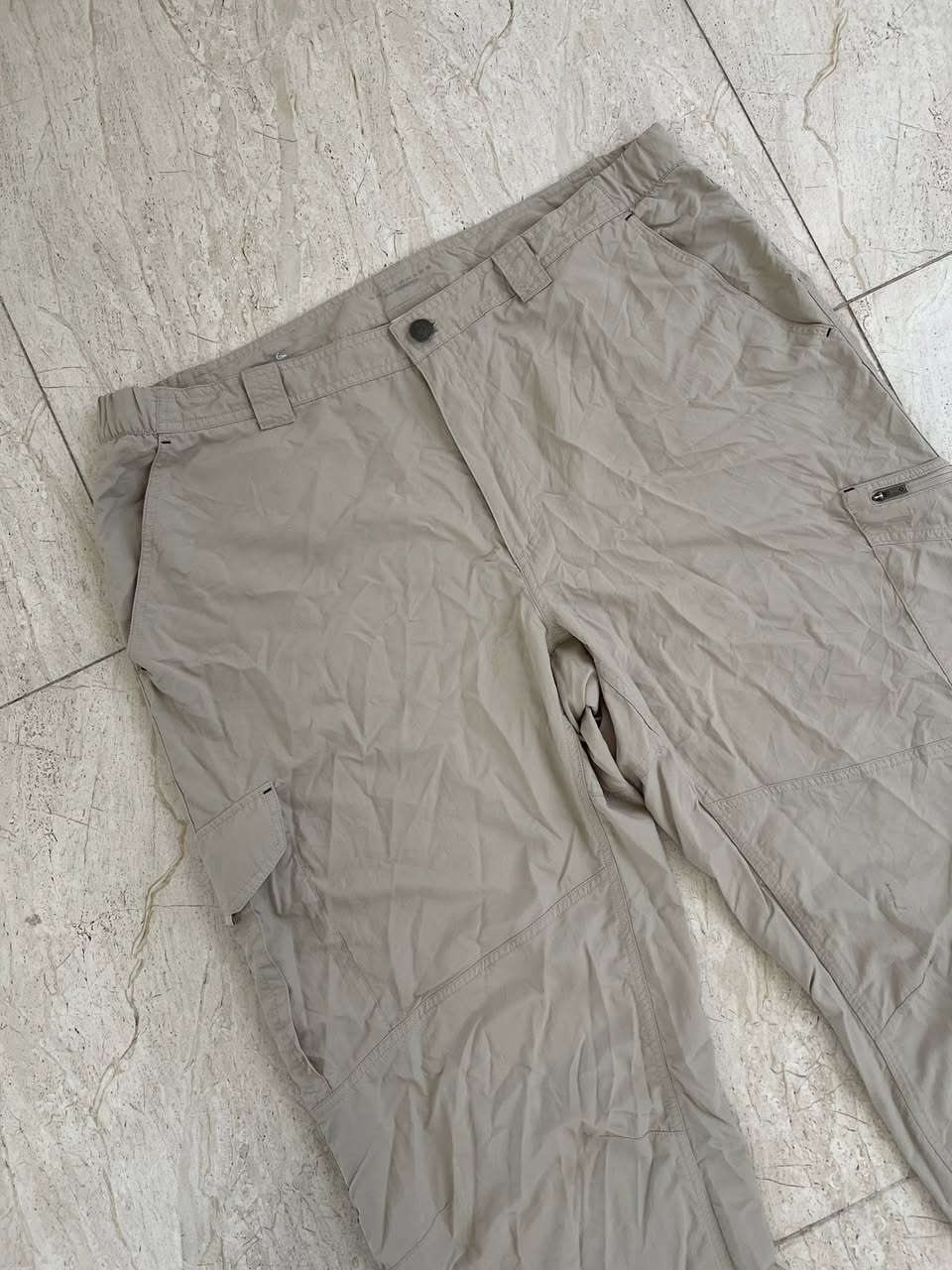 Columbia _ 38_40
عرض كمر ٥٠-٥٢

طول _ ١٠٤


**إذا كنت صاحب هذا الإعلان وتريد حذفه لأي سبب، رجاءا أرسل رسالة إلى الدعم الفني**