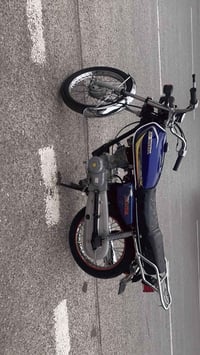 أرشى • محرك 125 • اوراقها موجوده