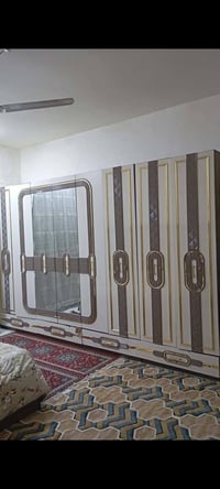 غرفه اخشاب تركيه استعمال شي قليل مع بردات مكاني حصوه حي علام السعره ٨٥...