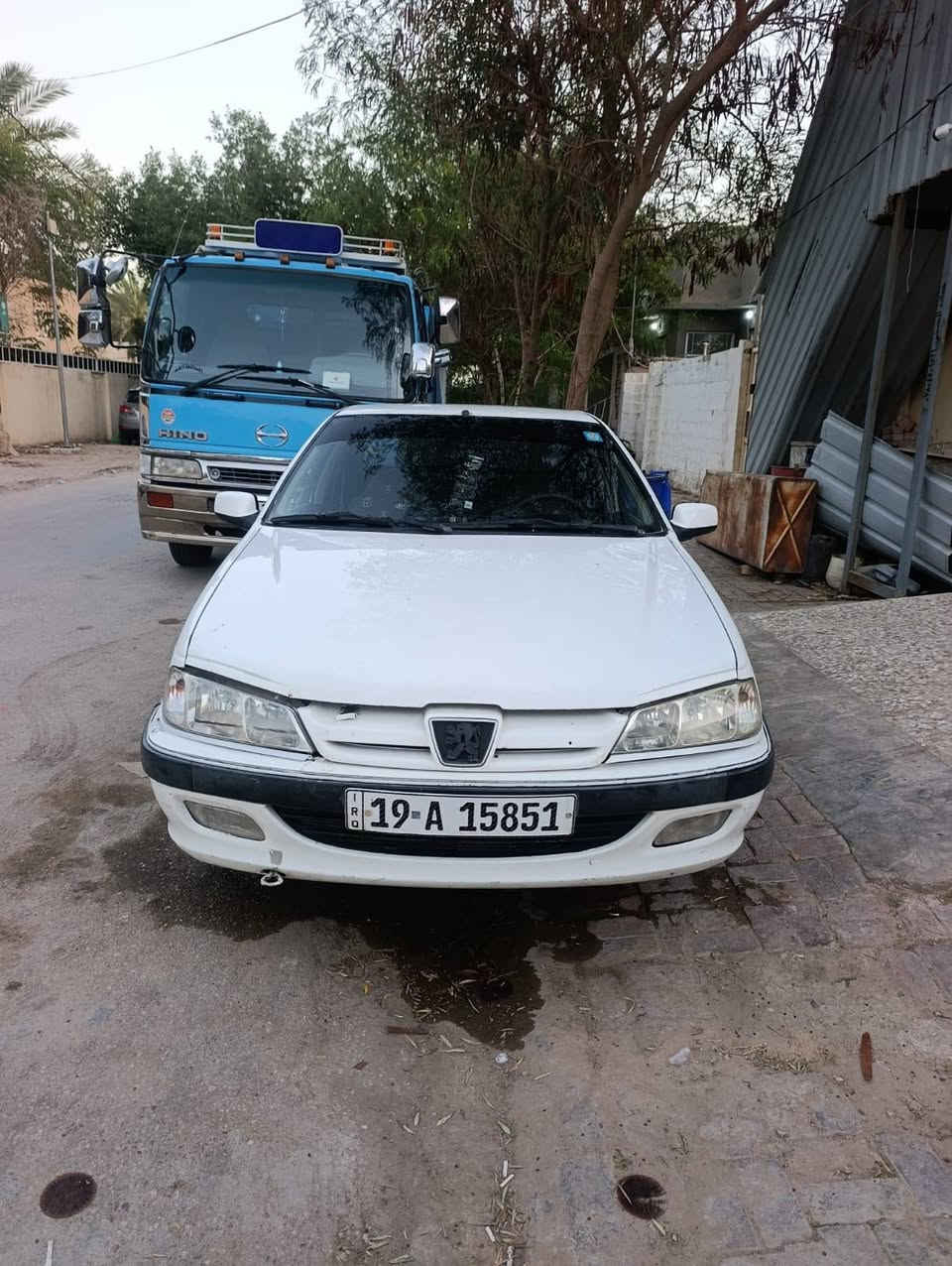 سلام عليكم بيجو بارص 2012 بيه اربع قطع صبغ بدون دواخل كير مكينه خير من الله تبريد ثلج سعر 42اوبيه مجال مكان نجف الاشرف حي صحه رقم الهاتف ***********
