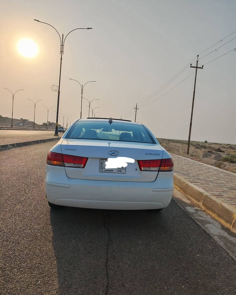 سوناتا9خليجي محرك 2400
اربع قطع بدون دواخل 

فتحه سقف

 صدر جديد 

تبريدجديد مشتغله 

تخم تاير جديد
***********
مكاني الانبار عامرية الصمود
