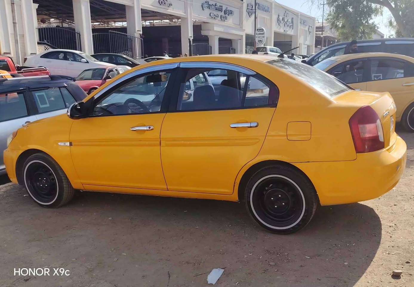 اكسنت 2008
بيها تلقيطات تكسي 
هيئه وغرامات صفر
رقم كركوك صاحبها بل موصل 
كابون بيها محرك 16
جاهزه بوجهك عل شارع 
السعر 85وبيها شويه مجال 
***********خابر وتدلل
