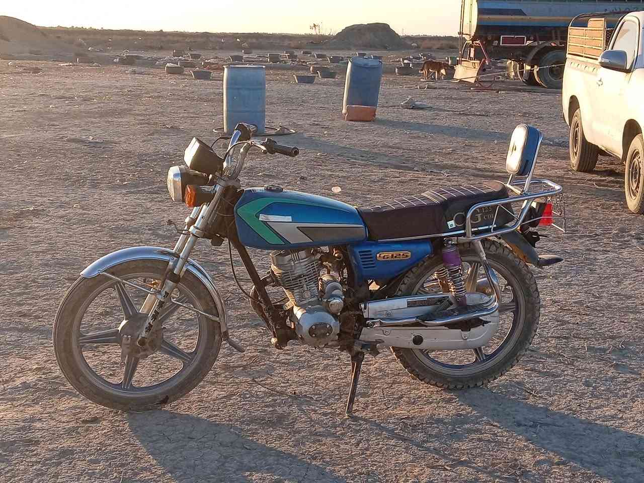 السلام عليكم دراجه بارت موديل 22 كلك كلك كهربايات كله شقاله عدادات شاير لايت كله جديد دبلات بعدهن بل جيس كشن جديد توايت وره وكدام توني شادهن رقم *********** متواجد وتساب ونتصال ونا بل خدمه رجان المو شراي لا يتعبني بيع مستعجل
