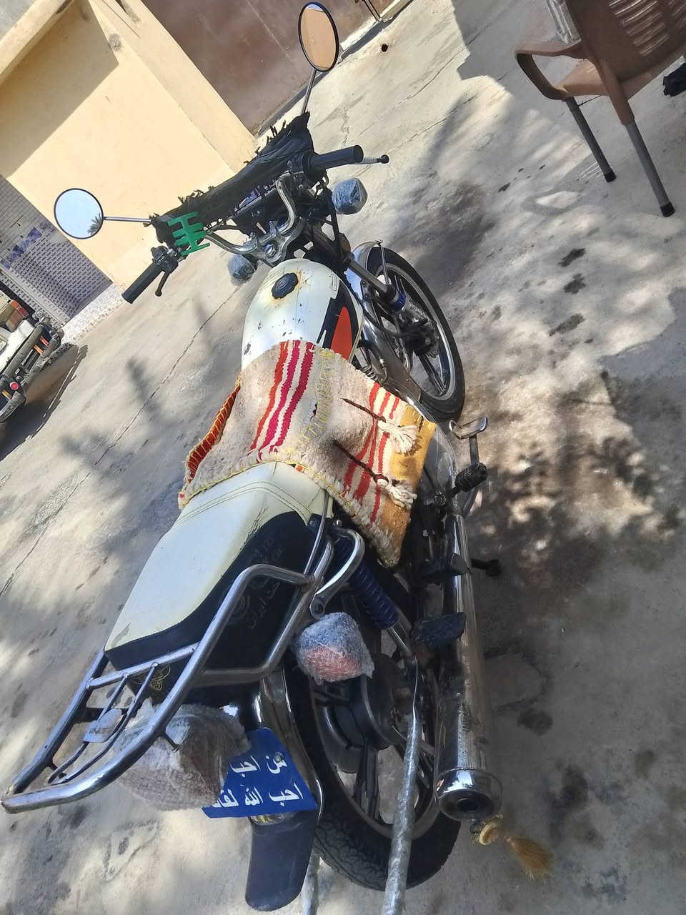 سلام عليكم دراجه سيفان 20 مكينه مامفتوحه بس بيها دخانه يرادلها بستم فقط دراجه تخبل بيها نواقص بصيطه فقط باتري وصفاحيات لباقي كله جديد سعر375وبيها مجال حك لجيه يراهم مراوس مكاني ديالى كنعان شراي خاص ودالل


**إذا كنت صاحب هذا الإعلان وتريد حذفه لأي سبب، رجاءا أرسل رسالة إلى الدعم الفني**