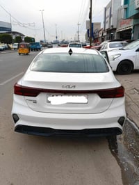 مده مده سنة ما ابيع اقصاد شهريه بيع مستعجل محتاج فلوس . السلام عليكم  ...