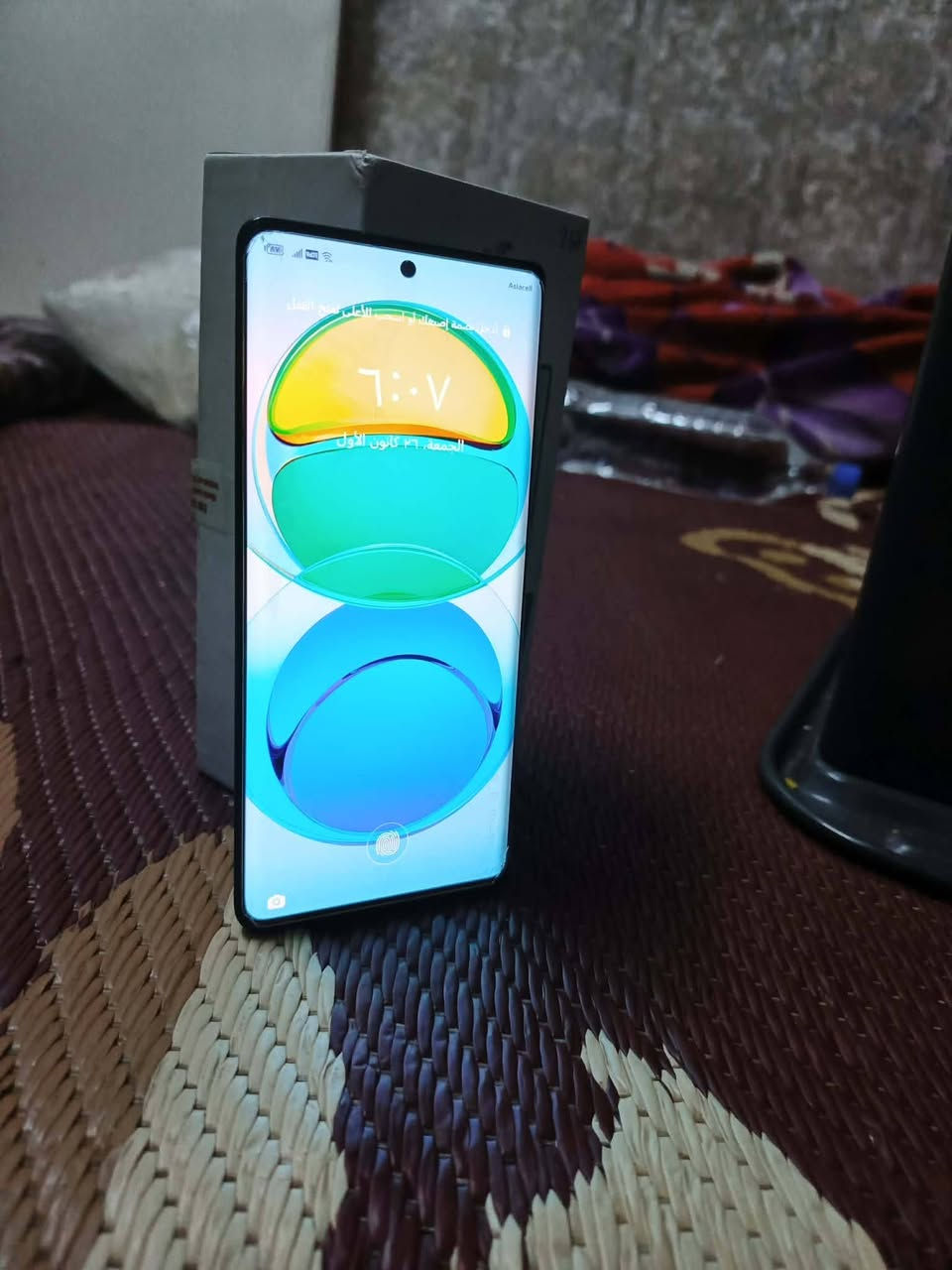 السلام عليكم موبايل للبيع  هونر اكس 9 اي ذاكره256 الرام 8+8 يشغل ستين فريم
مكان حي انتصار جانب الايسر السعر 200 وبي مجال  ***********
