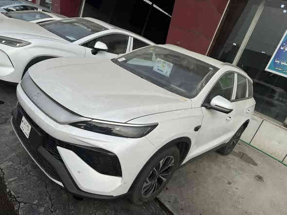 عروضنا يوم الجمعه ٢٠٢٠٥/١٢/٥/ ((ضمان على سيارات الBYD
سنتين او 40 الف كيلو ويشمل ((كير  ومحرك  وبطاريه ))
من معرض ((دار السلام)) لتجاره السيارات
السونك برو من BYD
موديل 2025
اللون الابيض 
الداخل زيتوني
كرت وبصمه وشاحن 
المواصفات فول عدا الفتحه
شاشه كبيره 
اوتو بارك 
١٣ كامراحساسات اماميه خلفيه
حساسات استشعار
مري جانبيه متحركه
زورونا في معرض دار السلام لتجاره السارات 
تجدون الافضل والانسب لكم 
يتوفر بيع وشراء ومراوس لجميع انواع السيارات
عنوانه البياع مدخل الشارع المميز
للاستفسار 
***********
***********
ابو بوسف
