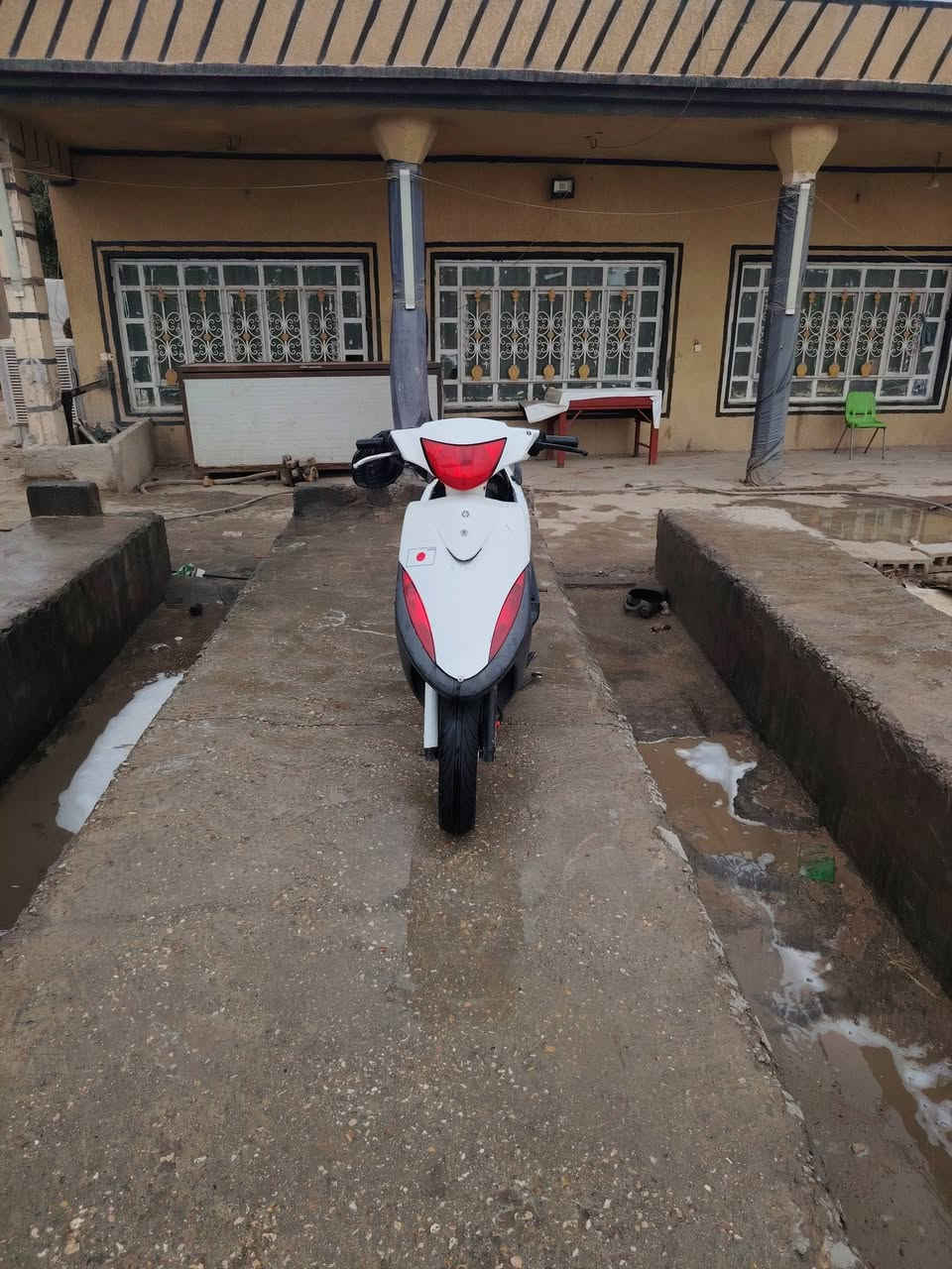 سلام عليكم  ماكس عدله البيع بوشه بلادي جيب وياك فيتر وفحص  لدراجه كلها بلاديه  ختم واحد ويل مكينه وياله رياضي صالنصا حلزونيه  اشاير حمر مال اربعا ولف لستفسار اتصل ***********
