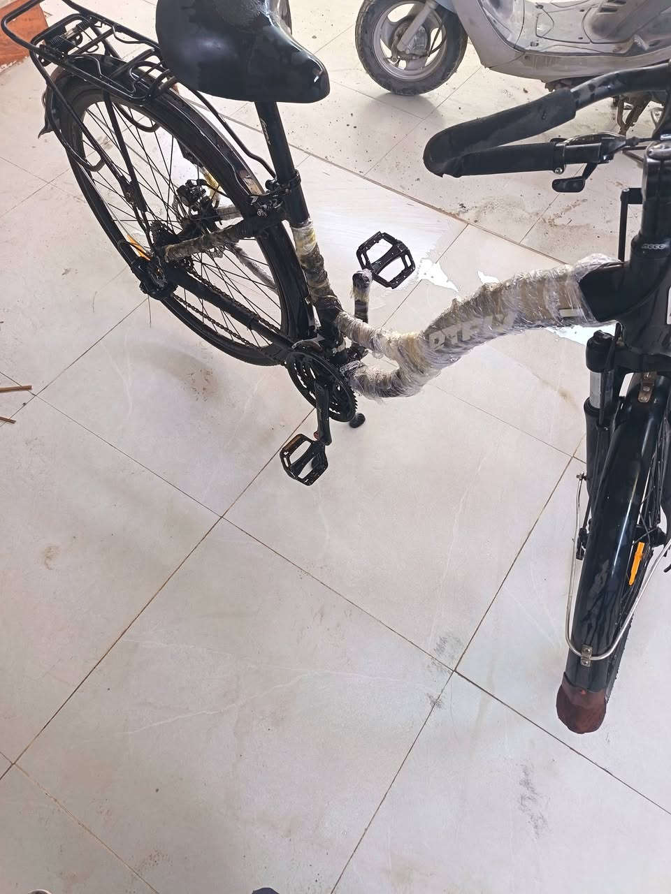 السعر 300 /***********
