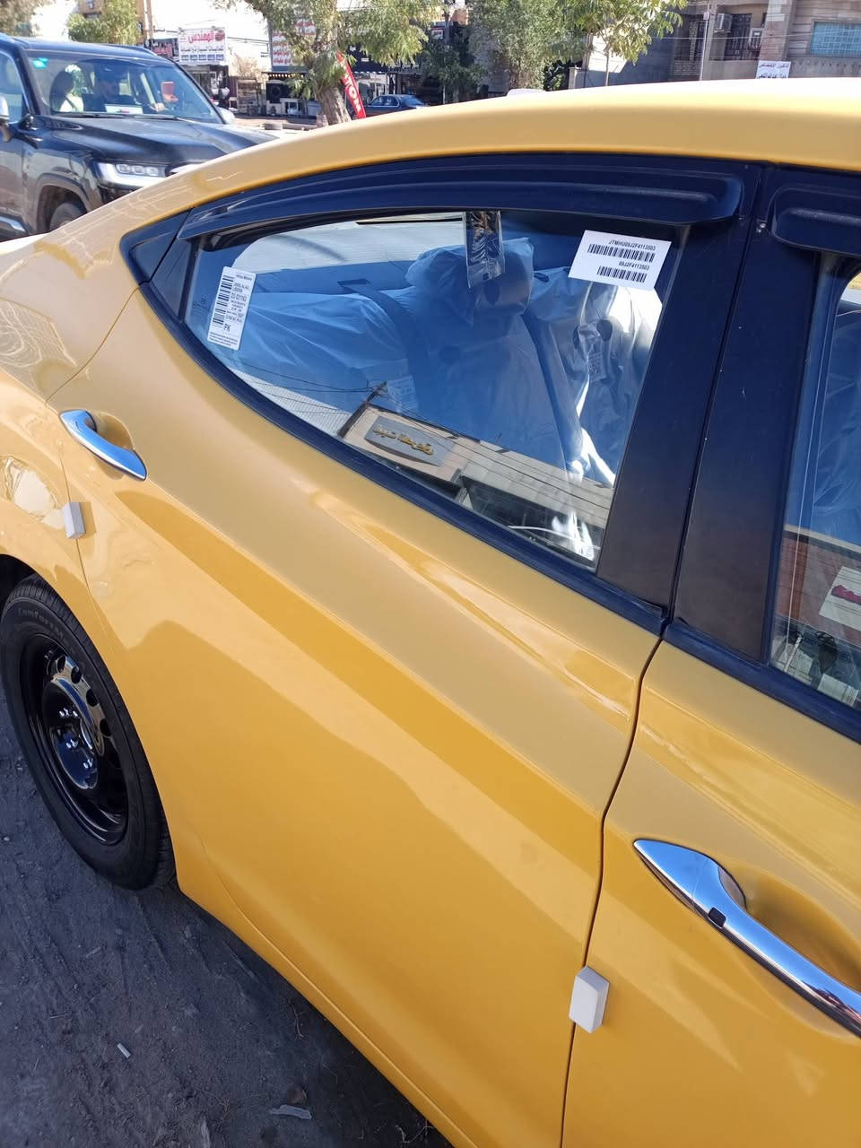 للبيع النترا موديل 2013 خليجي سياره صبغه وحده داخل ابيض 
محرك 1600 
رقم بغداد بسمي 
هيئه وغرامه مصفره بصمه جلد مري شفط ترحيب 
سياره بيهه طخه بالماصده يمنه باقي مكفول 
سعر 98 بيهه مجال بسيط 
***********
مكان بغداد البياع
