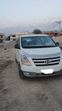 ستاركس للبيع موديل ٢٠١٢ رقم بغداد  مصفره هيئه وضريبه  بيهه هلال الوره ...