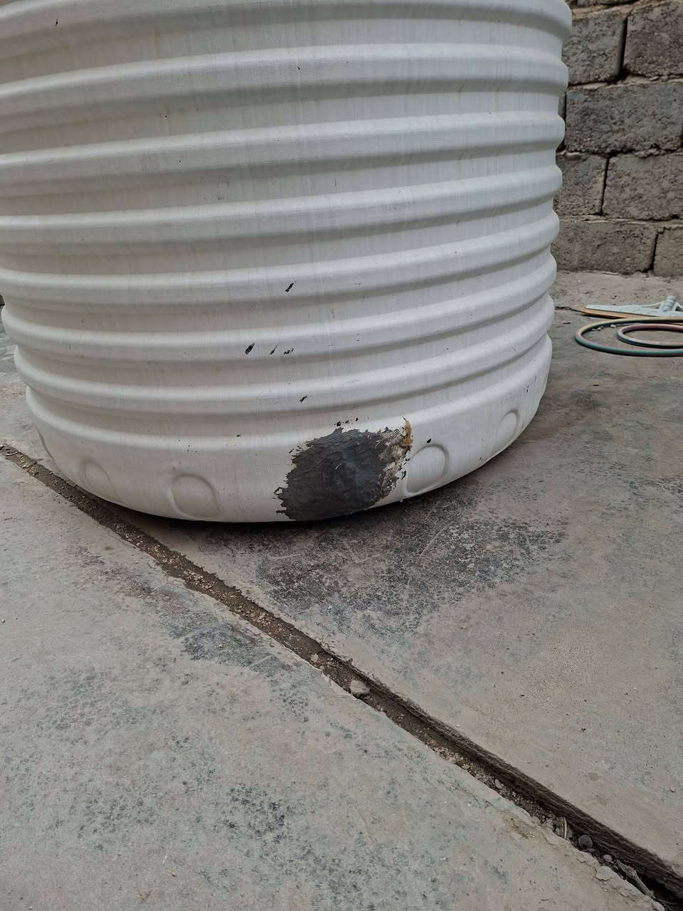 خزان ماء تانكي ١٠٠٠ لتر + تنور حديد + جرباية اطفال للبيع الاسعار
التانكي سعره ٥٠ 

الجرباية ١٥
***********
التنور ٥٠
