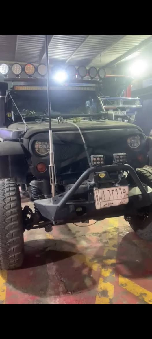 السلام عليكم

ارخص رانكلر 11 بهل تزويد وهل ممشه وضرر وماتصور تحصلون بهل سعر ورجاء لاتقارنه بلعاديه او ضرر قوي لان صايره عليه فوك 220 

للمراوس حسب قناعه او بيع
سعره 138 ومجاله كلش بسيط وبلخير ع ياخذه 

الوحش الامريكي جيب رانكلر 2011 فئة سبورت اربعينيه تك باب دفع رباعي خفيف وثقيل 

 Jeeb Wrangler 11 Sport 4x4

وارد امريكي ضرره جاملغ امامي فقط بدون دواخل

سقف كاربون قابل للفتح 

رقم ديالى شرط تحويل 

ماشيه 110 الف فقط حقيقي

محرك كير ولوكير صدر تبريد كله كامله 

سياره مغلفه قديفه شامو تغليف موصبغ وكشره كلش نضيف وبلادي وعندي صور قبل تغليف شرط زلغ مابيه ع وضع الشركه بدون صبغ 

داخل جلد لون قرميدي 🤎

   تعديلات  ⚡

صالنصات بوابات تفريغ نار 🔥 وصوت رياضي🌪 مشتغله يم كراج كاربون 

مرفعه ٢.٥ انج 
بنيد ابو فتحات 
دبلات و لويات اودمان 
حامل سبر خلفي تي ماكس 
دعاميه بويزن سبايدر 
شوته اوف رود تي ماكس 
دوس جنبيه اميركنستار 
لد بار 
بلوجكترات عدد ٢٤ 
بوكسفيوز و كنترول خاص بالبلوجكترات 
ونج سحب 
مظله جانبيه 
صندوق خزن بوكس 
شاشه اندرويد كامره خلفيه
وبعد بيه هواي تعديلات وماعده اضافات داخليه والخارحيه هواي اضافات 
-----
 سبير والدعاميه موجودات وسياره جان عليه تاير جبلي بس هسه شديتله هذا تاير الياخذه يشدله جبلي او يعوف هذا بعد يم مشتري ويردله ترتيبات بسيطه فقط 
مكان سياره الاعطيفيه 
الاستفسار اتصال ع رقم *********** سيد علي او واتساب ***********
