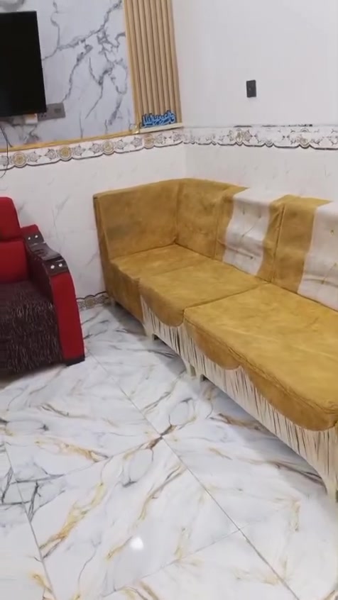 ديوان 7متر يرهم مال موكب مال حديقه مال بيت عادي بس يرادله دوشم مناسب ***********
مكانه الحمزة الشرقي
