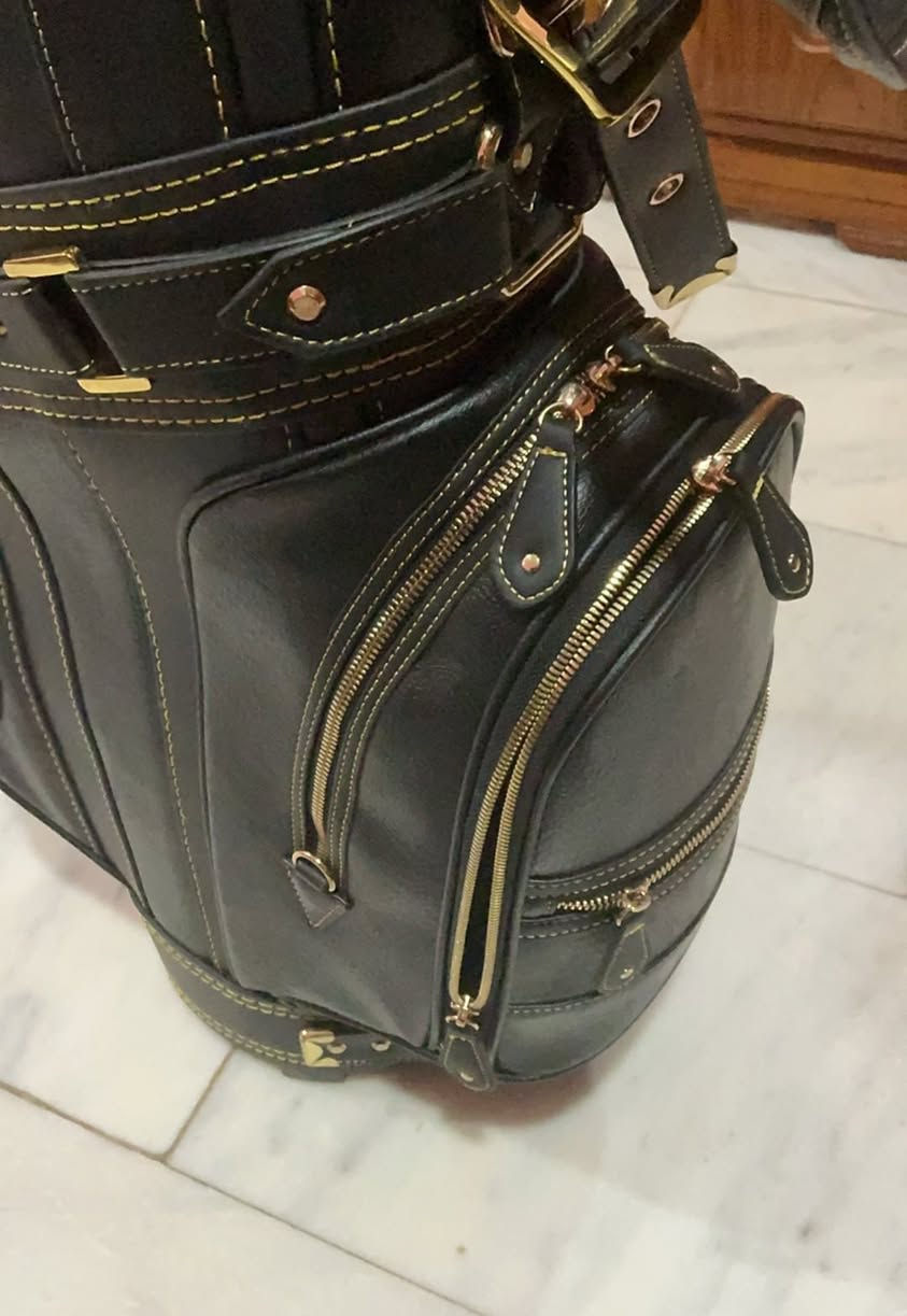 جنطة جلد جديدة بالكارتون ماركة كبيرة جدا


**إذا كنت صاحب هذا الإعلان وتريد حذفه لأي سبب، رجاءا أرسل رسالة إلى الدعم الفني**