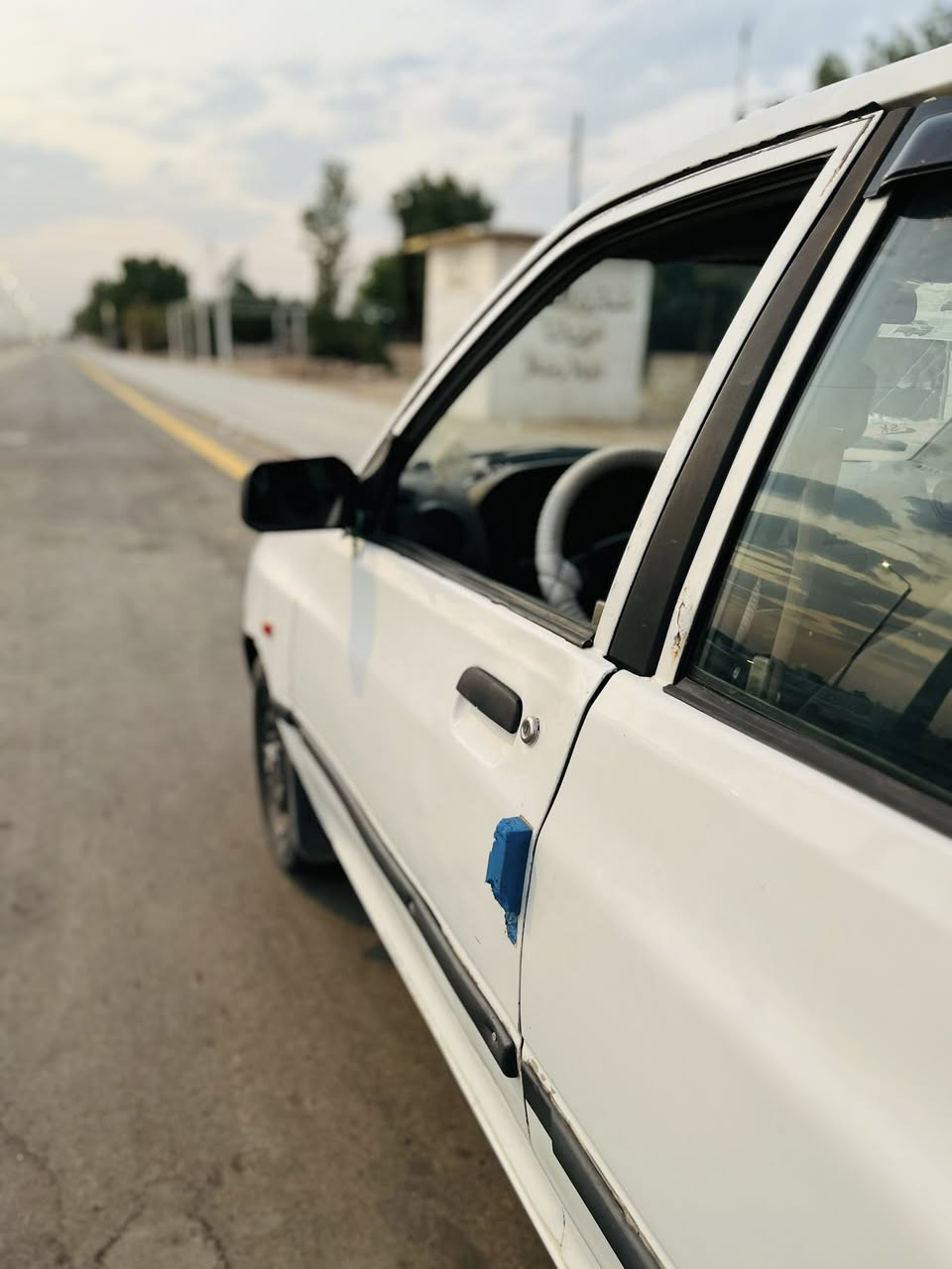 سلام عليكم ((((سياره للمراوس فقط))))موديل 2012 
رقم قادسيته مشروع وطني سنويه  ل 2028 مالك موجود شواصي معمره تعمير مضبوط ((((السياره فقط دشالي مال الكير واكفات تشتغل وتمشي بس صوت بلكير  نمر من الواحد للخامس شغالات وبك بس صوت بلكير 
((مكان النجف ))
رقمي بي واتساب ***********
رقم تصال ***********
