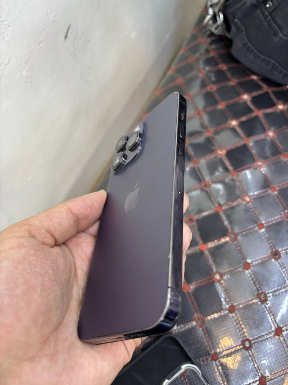 ايفون 14 برو ماكس
ذاكره 256
بطاريه83 بلادي شرط
شاشه مبدله عاديه وا مفطوره
للمراوسه فقط 
اي عيب مابي بشرط


**إذا كنت صاحب هذا الإعلان وتريد حذفه لأي سبب، رجاءا أرسل رسالة إلى الدعم الفني**