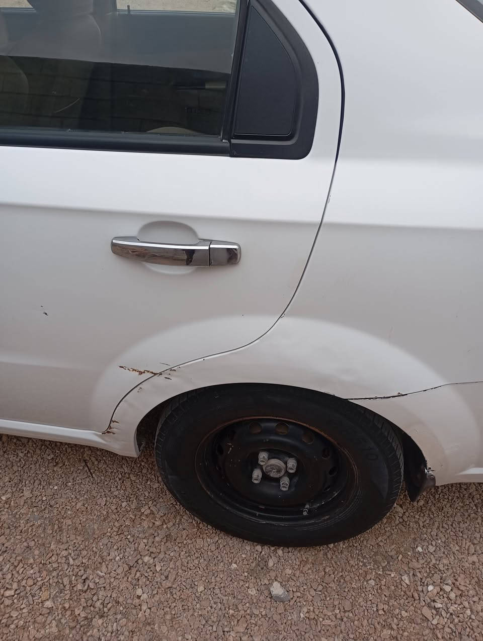 سياره افيوء للبيع 2013 رقم نجف  دولي باسمي سنوية لعام 2028 العنوان الوركاء المثنى  رايده 70 وبية مجال للاتصال ***********
