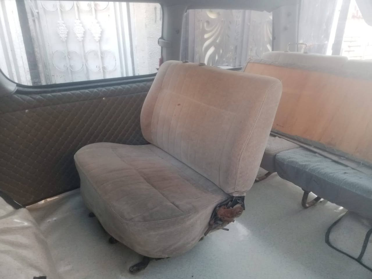 السلام عليكم للبيع فاره كير محرك تايرات حداديه كهربائيات كلشي بيهه يشتغل السعر ١٨ مجال قليل
*********** الاستفسار
