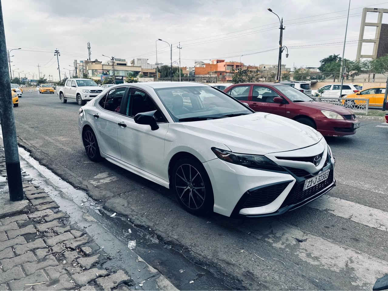 كامري موديل 2021
صبغ 6 قطعة 
حرف L 
مواصفات se 
كشنات جلد +كهرباء
ماشي 110km 
كير محرك بشرط 
السعر 165 وبي مجال للطيبين
للاستفسار *********** راسلني واتس اب كركوك, العراق
