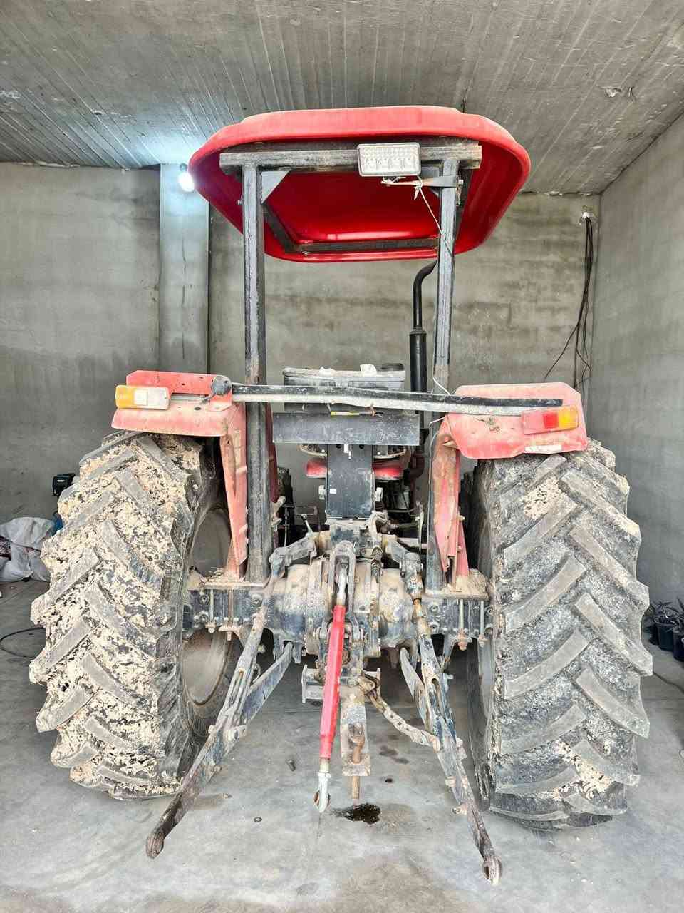 سلام عليكم تركتر ايراني 2009 التفاصيل عل رقم 
***********
