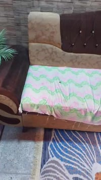 لبيع سعر 70 الف  07700409404