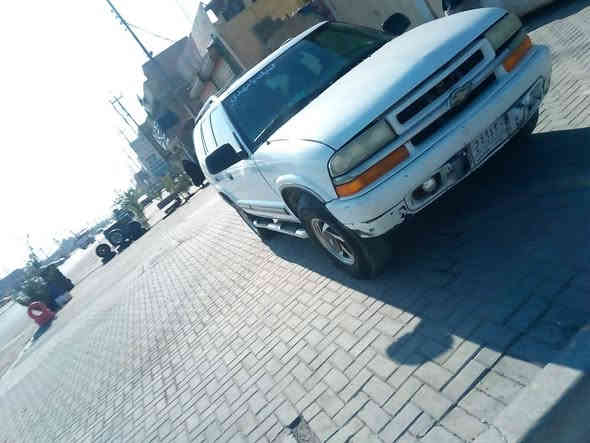 سلام عليكم شفر جيمي موديل 2000 محرك كير جاهزه محرك 3500 كير 700جاهزه رقم بغداد سنويه ل27 سياره للبيع او مراوس سعر ٥٠      ***********
