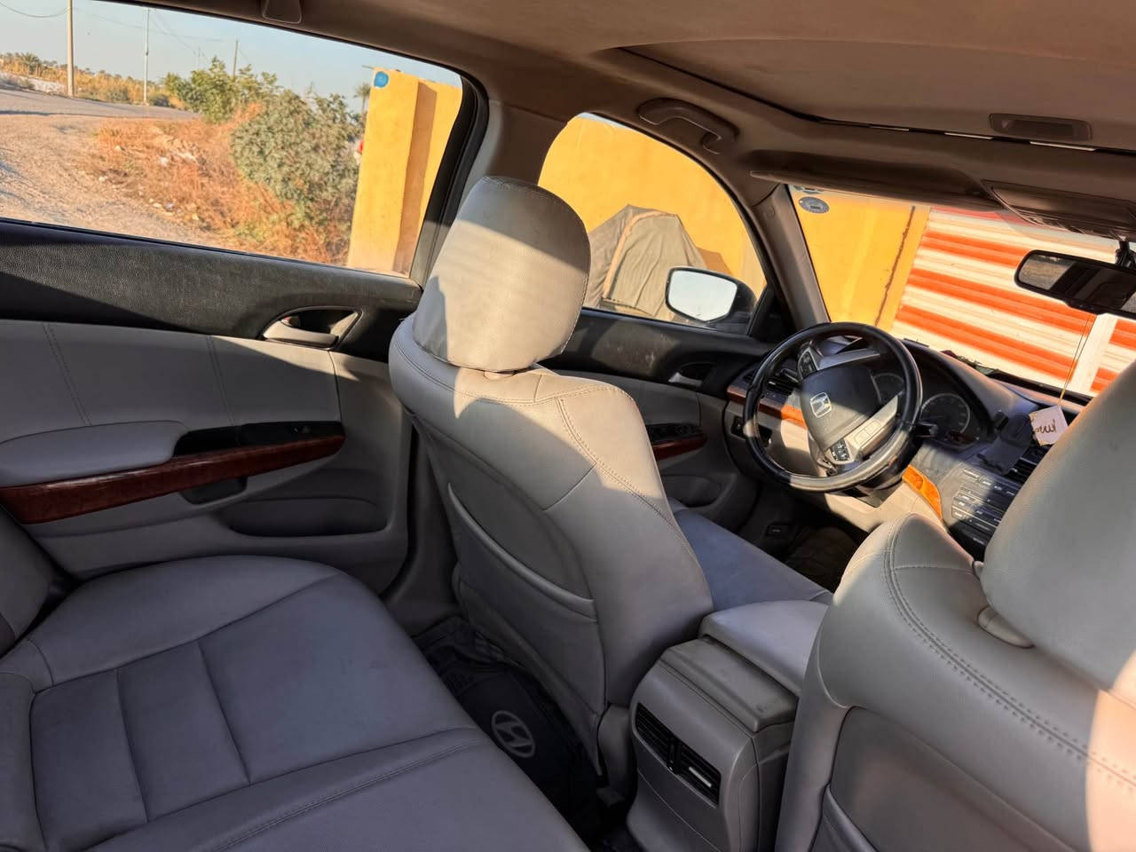 هوندا اكورد exl 2.4 liter

اربعة سلندر  فول مواصفات

كشنات تدفئة وكهربائية وجلد 

تبريد قطعتين 

كير محرك مكفول 

صبغ اربع قطع 

لغد وشاصي بيهن تعمير بدون كص  

رقم دهوك 

بيها نواقص وملاحظات 

السعر 65 ورقة 

المكان بغداد الدورة شارع ابو طيارة 

*********** اتصال فقط بغداد, العراق
