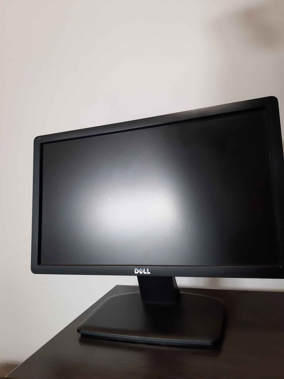 🖥️ شاشة Dell أصلية – نظيفة وجاهزة للاستخدام
للبيع شاشة Dell بحالة ممتازة، مناسبة للعمل، الدراسة، الكاشير، المراقبة، والاستخدام اليومي.
✅ شاشة واضحة وألوان ممتازة
✅ ماركة Dell المعروفة بالجودة والتحمل
✅ قاعدة ثابتة وأنيقة
✅ مدخل VGA
✅ تعمل بكفاءة ولا يوجد أي مشاكل في الأداء
✅ تم فحصها وجاهزة للاستخدام مباشرة
💰 السعر: 75,000 دينار عراقي (قابل للتفاوض البسيط للجاد)
📍 التوصيل متوفر إلى جميع محافظات العراق
📩 راسلني على الخاص للاستفسار أو الحجز.
ملاحظة: الكمية محدودة، والبيع للأسبق بالحجز. أربيل, العراق


**إذا كنت صاحب هذا الإعلان وتريد حذفه لأي سبب، رجاءا أرسل رسالة إلى الدعم الفني**
