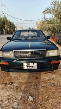 تويوتا كراون • ١٩٩٢ • نجف دولي