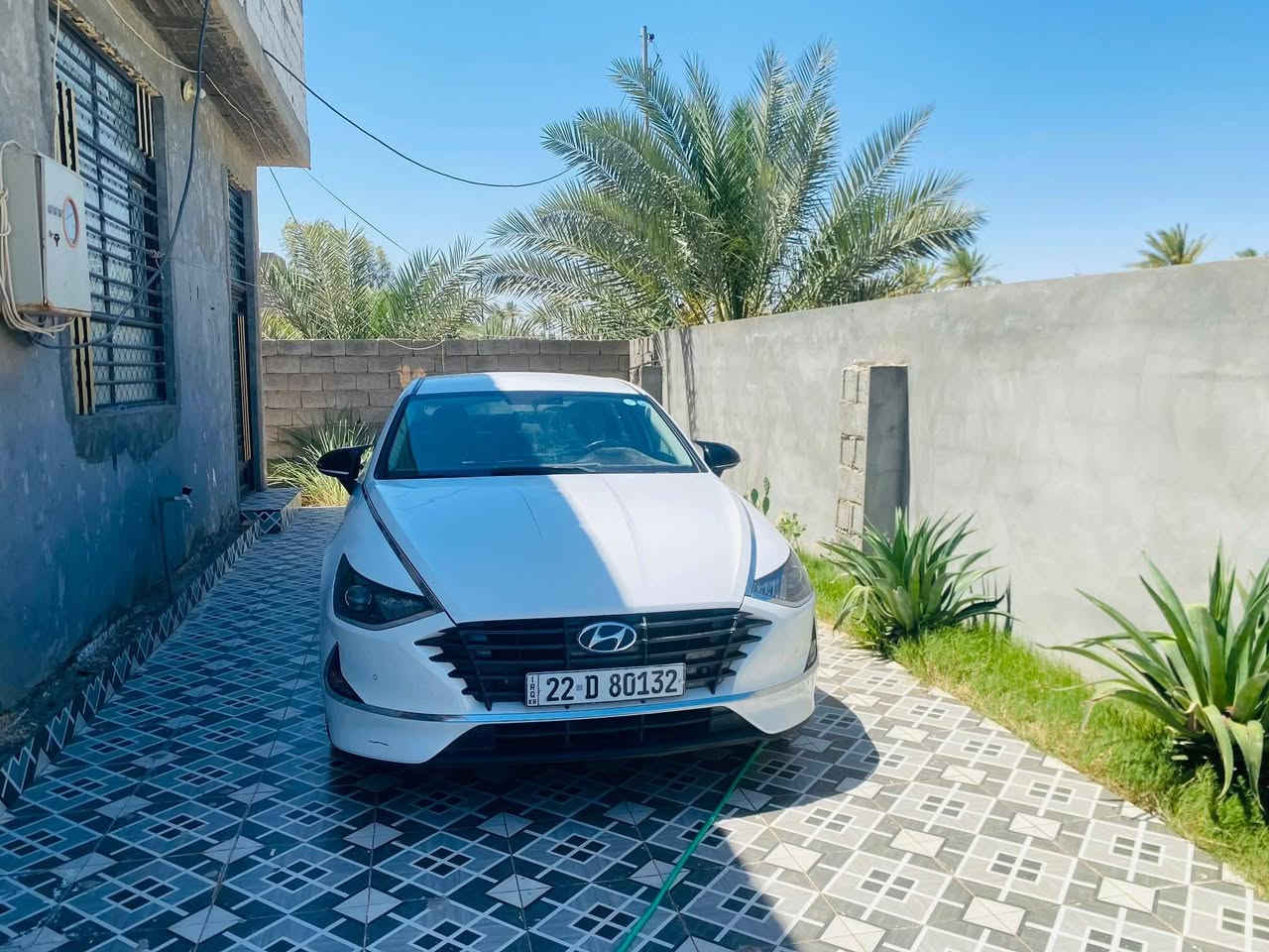 السلام عليكم سوناتا وارد خليجي
مديل ٢٠٢٣ 
موصفات نص فول 
مري شفط 
حساس امامي خلفي 
مكفوله من الصبغ والتبديل والفتح 
بيها فقط مكانين بارد 
السونار مرفق بلمنشور 
ماشيه ٥٤ ألف 
رقم اربيل دولي 
***********
