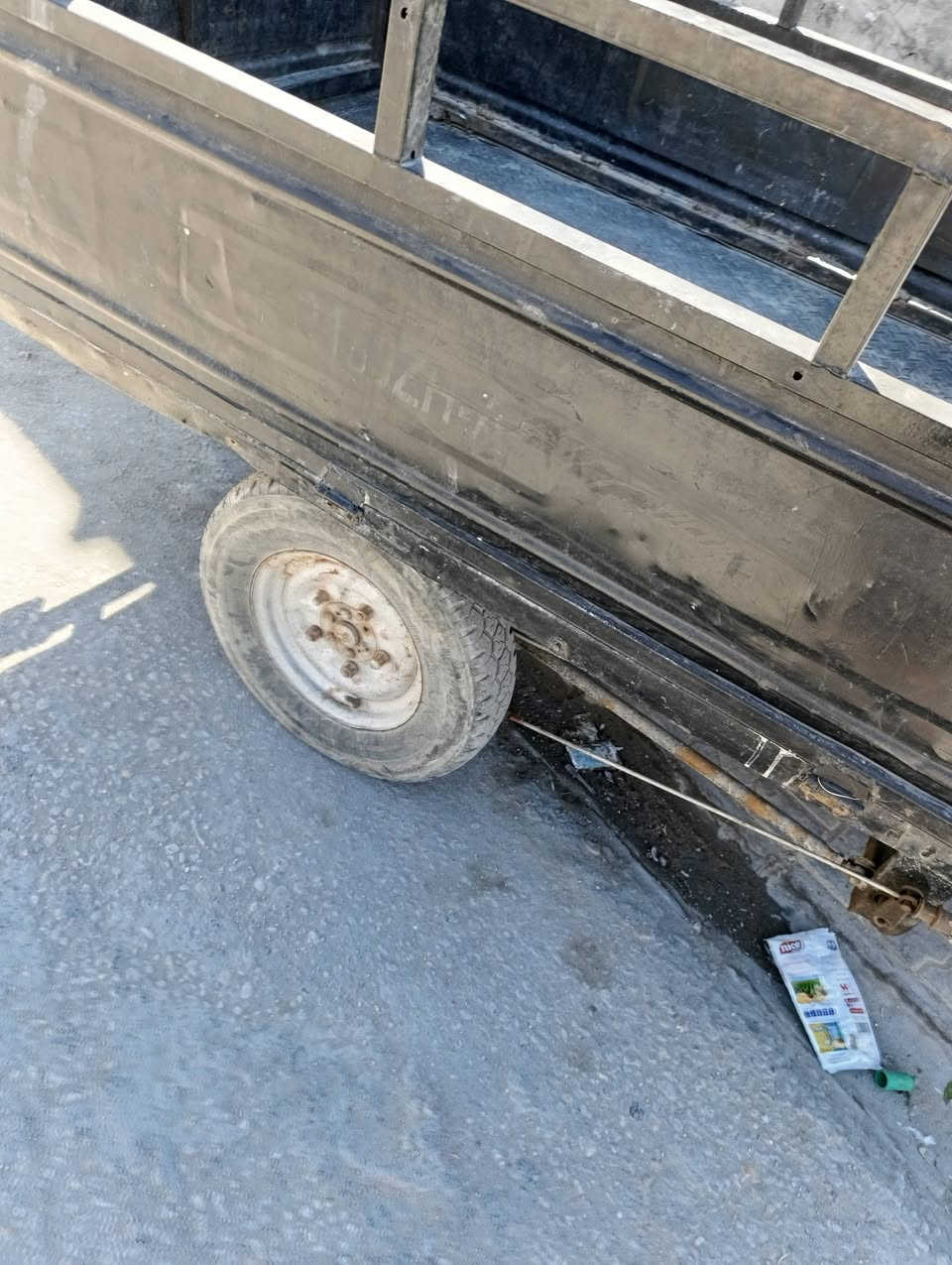 السلام عليكم ستوته موديل 2009 سنويه ورقم السعر 600 بيها مجال
عايزة بس دبلات   ***********
