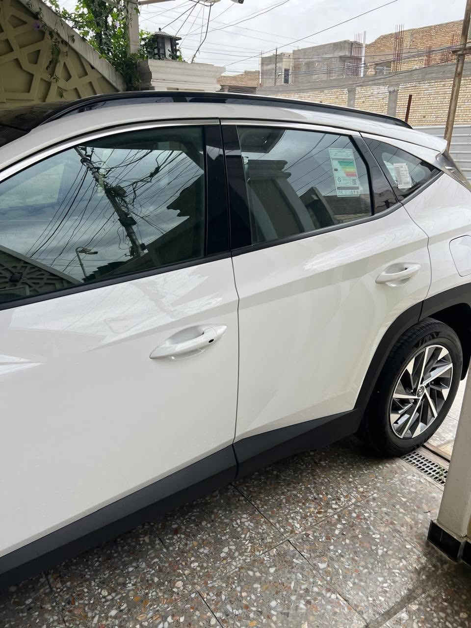 سلام عليكم 
توكسان 2024خليجي
رقم بغداد باسمي 
ماشية35 الف
فول الفول 
مكينه 2000
مكفوله كفاله عامه عدى شويه بارد بل جاملغ الامامي مال سايق فقط اقل من 3سم 
مكانها بغداد السعر 225 وبيها مجال بسيط 
للاستفسار ***********
