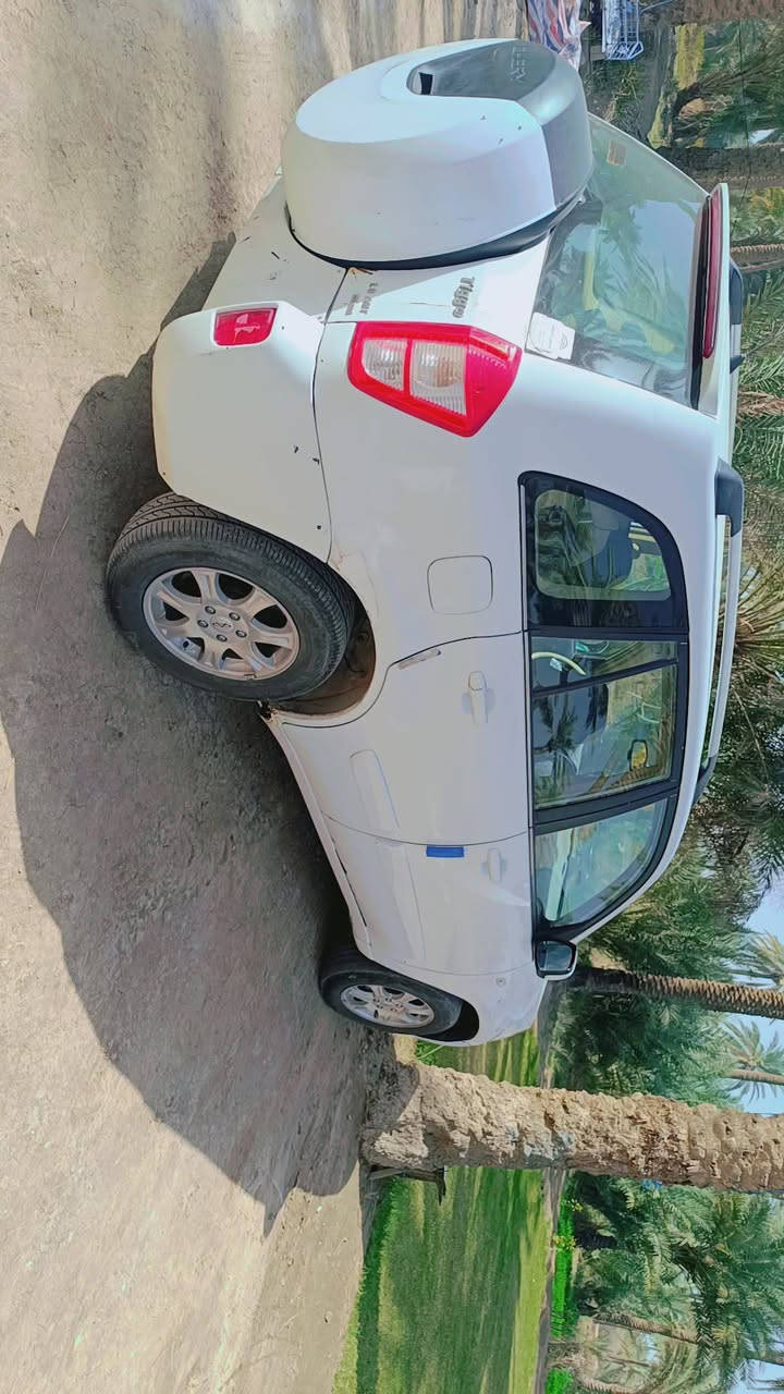 سلام عليكم
تيكو موديل 12شكل 13رقم بابل 
بيه جملغ جهت السايق فقط مكينه وكير بحله جيده 
48وبيها مجال 
عنوان بابل ناحية النيل 
***********
