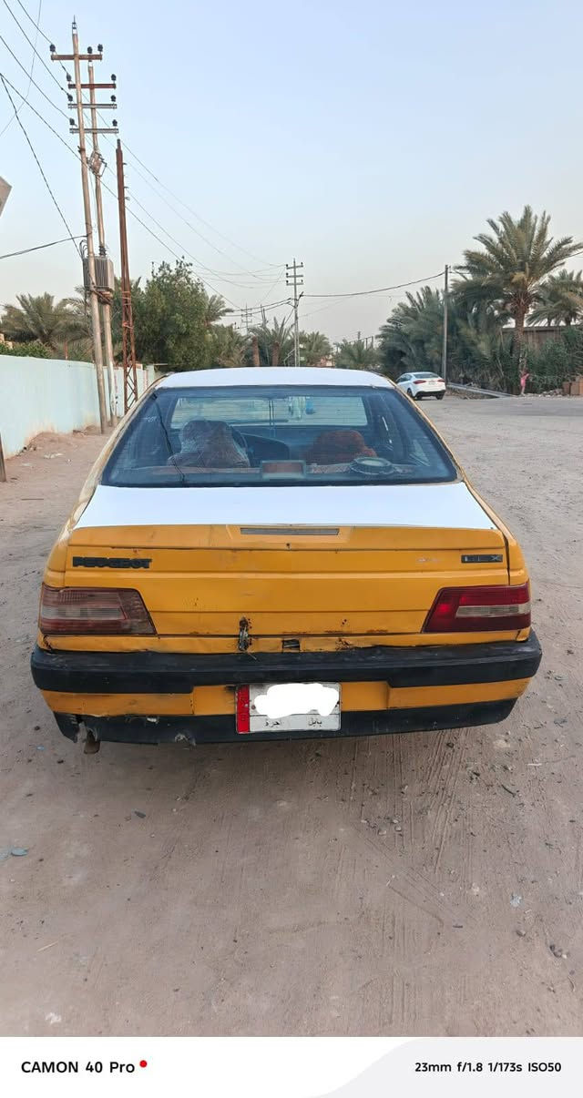 السعر {13} وبيها مجال
للاتصال ‏{‪***********‬‏} 

بيجو (405) موديل (2012) رقم بابل ألماني. 

مكينه وكير وحداديه ((كله جديد)) 

تخم تاير جديد كهربائيات شغاله

ملاحضة: عليه هيئة وغرامات «300الف» 

مكان السيارة: علوة الفحل 
اخوااان مكلف بالنشر.
