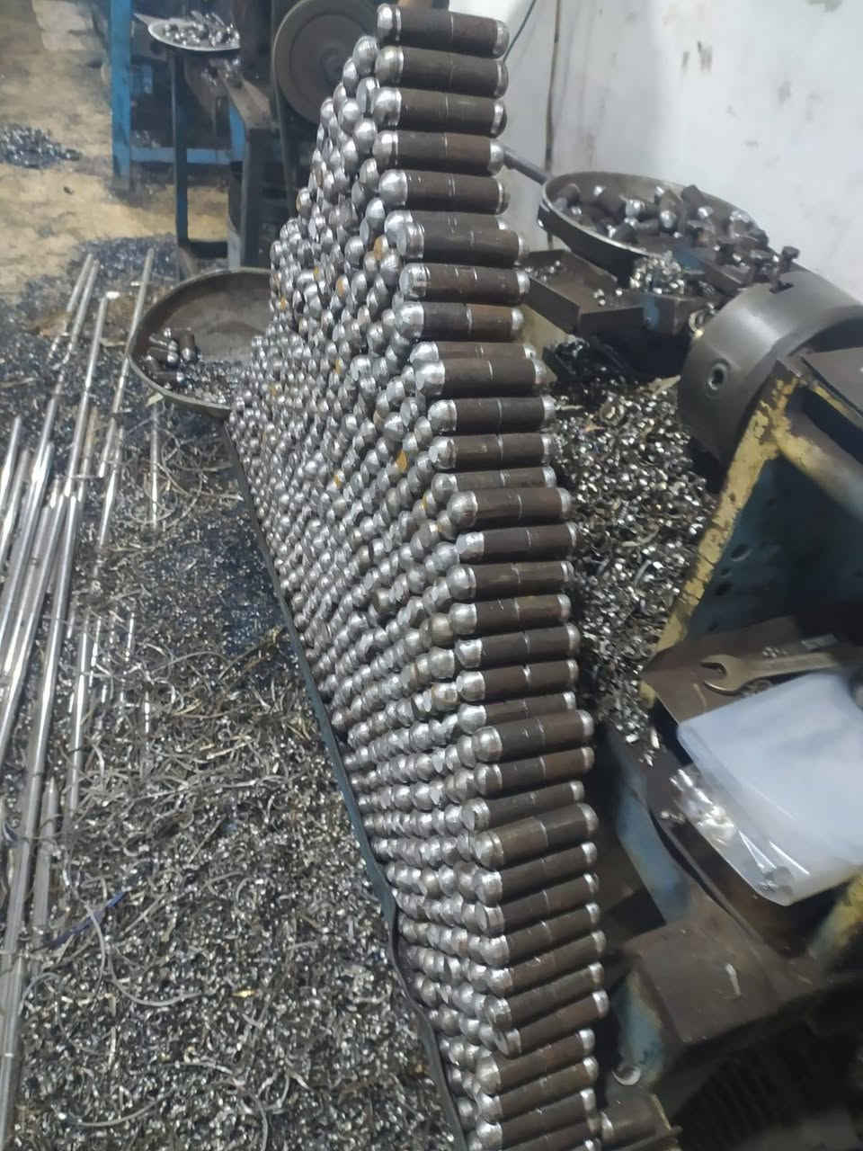 مفصلات تجاري وبيتوتي شحن لجميع المحافظات للتواصل وتفاصيل ماسنجر .


**إذا كنت صاحب هذا الإعلان وتريد حذفه لأي سبب، رجاءا أرسل رسالة إلى الدعم الفني**