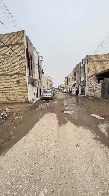 السلام عليكم
قطعه 100 متر 

السعر جدآ مناسب 30 مليون العنوان

مجمع ذو الفقار 

شارع خط النفط مقابل البانزين خانه

الاستفسار اتصل على الرقم ***********
