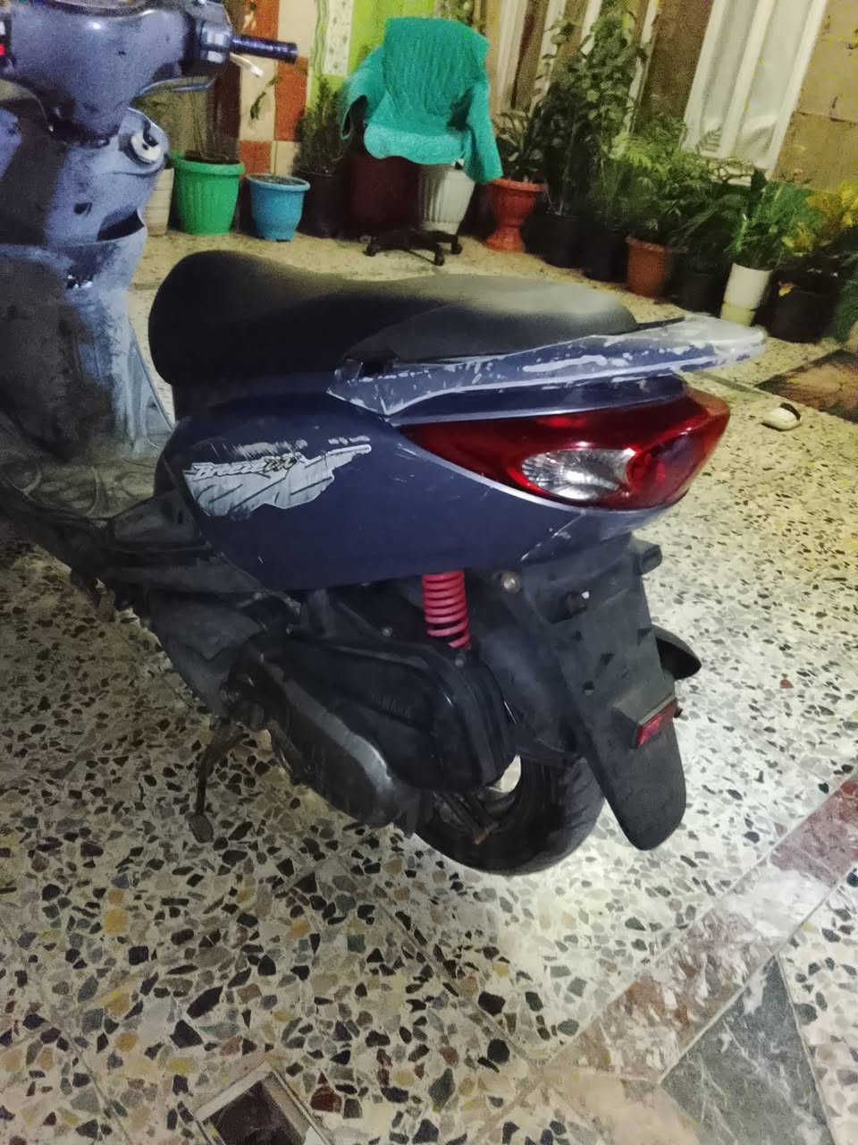 سلام عليكم عارض دراجه بريز رامبه دراجه كفاله عامه نقره هندر ونقرا سلف كهربائيات كلها شغاله مكان بغداد مدينه الصدر سعر الدراجه 600 بيها مجال رقم الهاتف للتواصل***********
