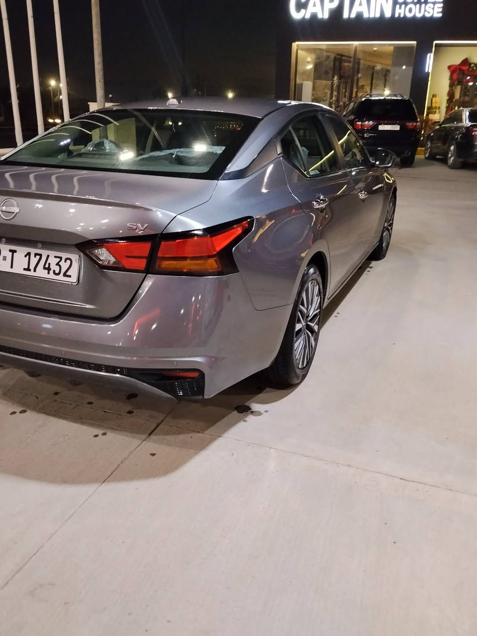 سلام عليكم نيسان التيما23للبيع ضررهه ربع بنيداكليرامريكةوطختها جاملغ السائق  اسيارةبسمي ***********ماشية75سعر160بي مجال
