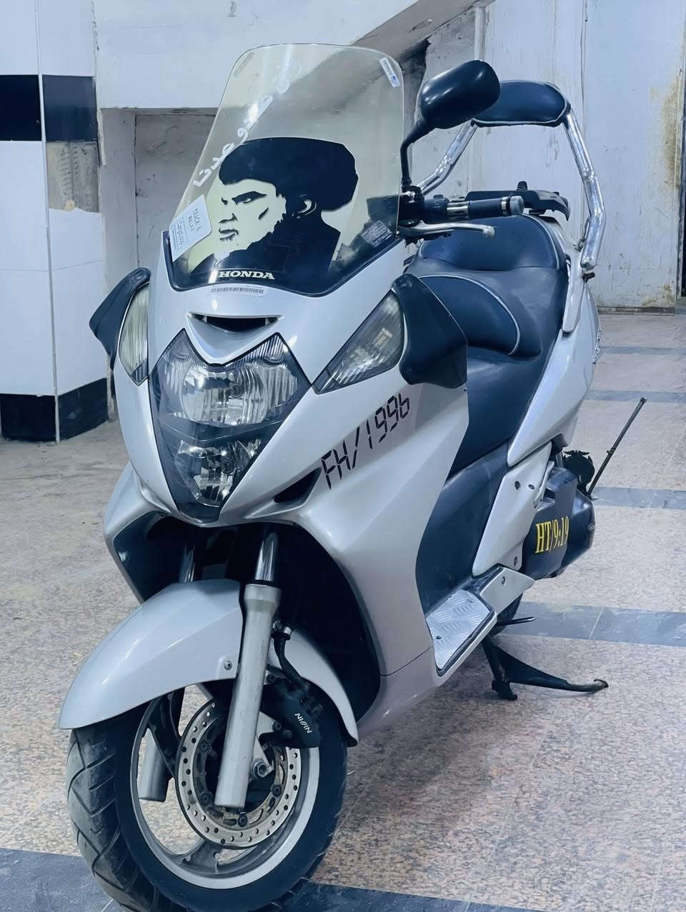 السلام عليكم
سلفر ونج 600
كفالة عامة
ماشية 55الف
سبايدر اصلي
طياريه اصليه
جامة طويلة

APS
سستم صوت مضخم

المكان بغداد المعامل حي النصر

للاستفسار ***********  متواجد واتساب
