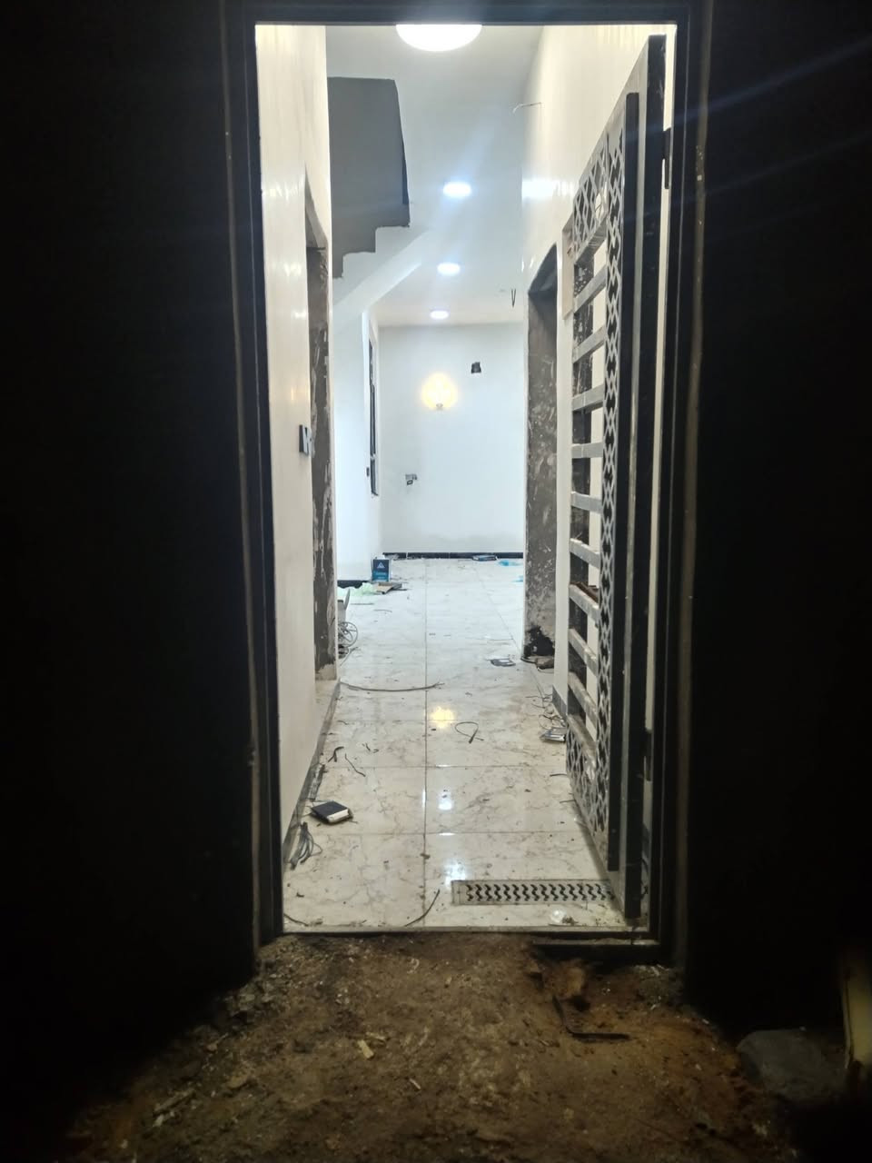 السلام عليكم بيع مستعجل بيت 50 للبيع فريحه شارع بني تميم خلف المدينة زائرين 4 كيلو عن الامام 5دقايق بل سيارة سند 25 قرارمع صاحب السند صاحب الارض مباشر سعر 35
بداء جديد 2023 
الستفسار 
***********
