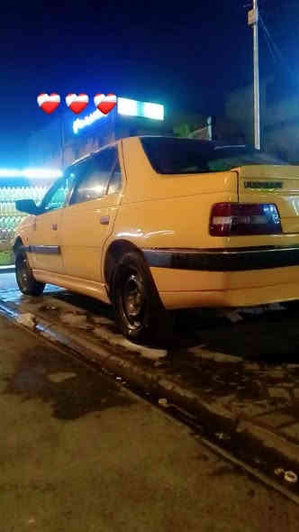 بيجو لميس 405 موديل 2010 سنويه 27 بيها ضربه بالصندوق العلوان مدينه الصدر بغداد تواصل على رقم الهاتف ***********
