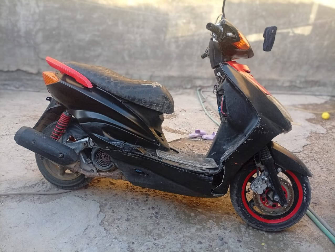 سلام عليكم ورحمة الله وبركاته دراجة سكنز للبيع خير من الله شغالة نكرة


**إذا كنت صاحب هذا الإعلان وتريد حذفه لأي سبب، رجاءا أرسل رسالة إلى الدعم الفني**