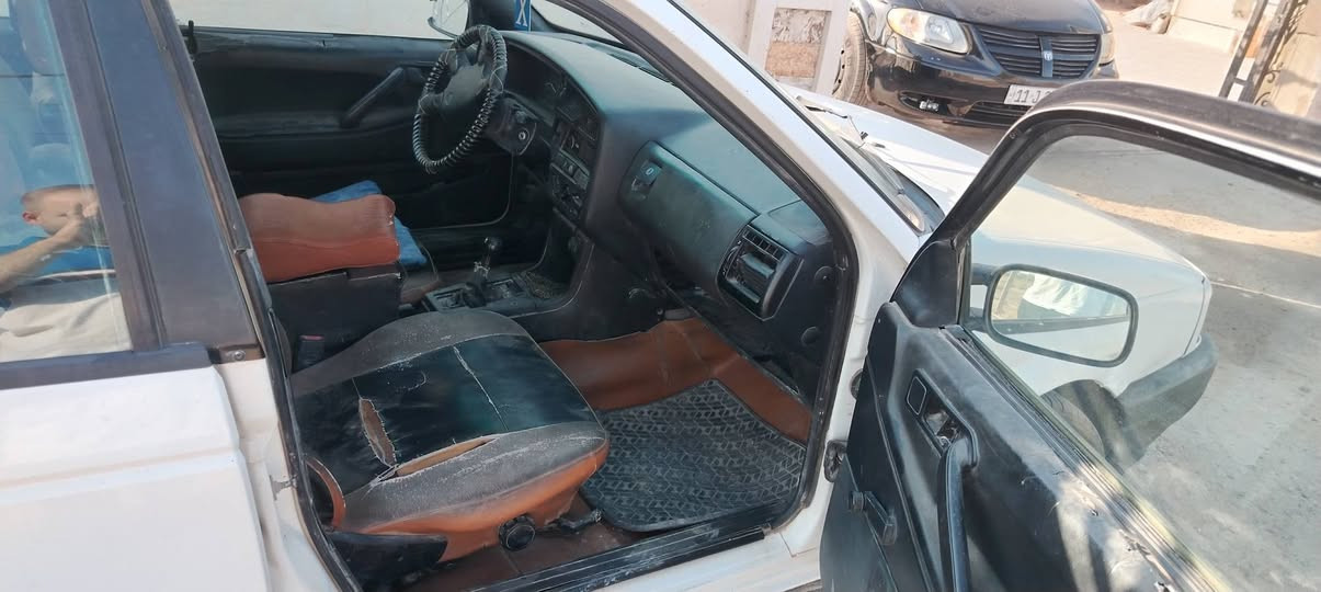 السلام عليكم من رخصة الادمن
كولف باسات  موديل ١٩٩٣ وربي بدون تبريد محرك ٢٠٠٠  وكير  قبل شهر شديتة مال حاوية من حجي ليث كير عادي زوج تاير الأمامي جديد ول خلفيات نضاف كهربائيات جاهزة رقم بغداد رقم ألماني مكفولة لا ضربة ولا صبغ  مكانها ١٧ سويب قرب الشرطة الخامسة دور السلام
 ***********
***********
السعر ٣٠ ورقة
