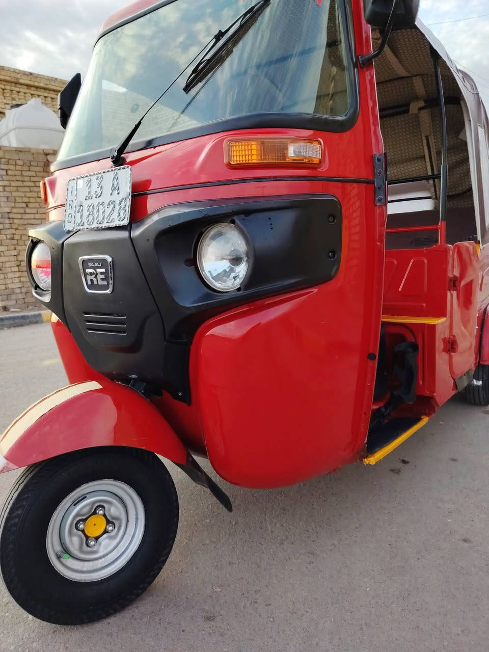 تكتك لبيع موديل 22 شهر 8 رقم وسنويه نكليزي تحويل ثاني يوم كفاله عامه خياس توه بادي بدوس مكينه لا تنيقيص ولا تبخير فول لخير كامله كبل الشارع مكان ميسان قضا المجر الستفسار تصل علا رقم 📱 ***********
