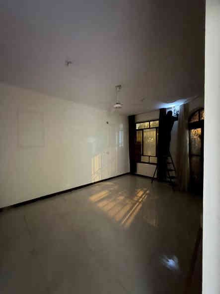 مشتمل ارضي للإيجار
مشتمل ارضي غرفة وصاله وهول في القادسية  شقه جديدة ايجارها 950 الف دينار للتواصل ***********
